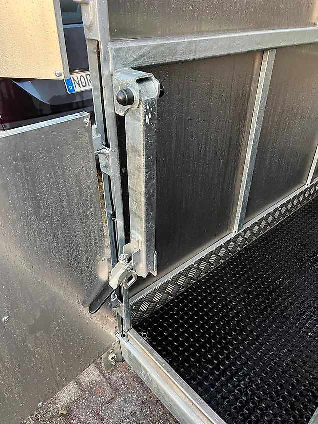 M-Tec Viehtransporter Viehanhänger Viehwagen Tridem Made in Irland