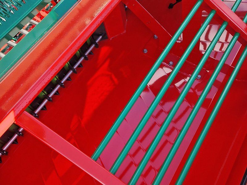 AGRO-MASZ SN 301 aufgebaute Sämaschine elektrische Fahrgassenschaltung