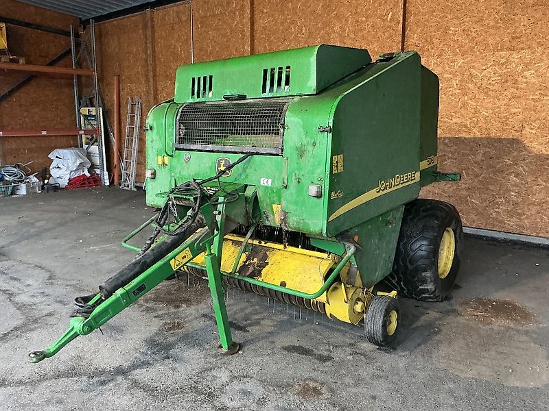 John Deere 578