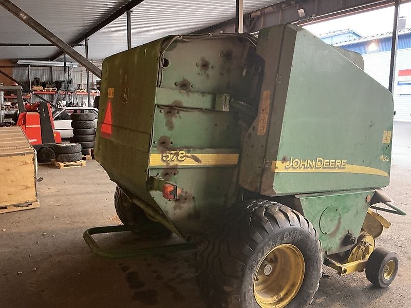 John Deere 578
