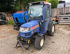 Iseki TH 4260 AHLK Traktor 30 PS * Allrad * Hydrostat * StVZO Iseki TH 4260 AHLK Traktor 30 PS * Allrad * Hydrostat * StVZO