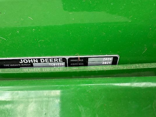 John Deere 1585