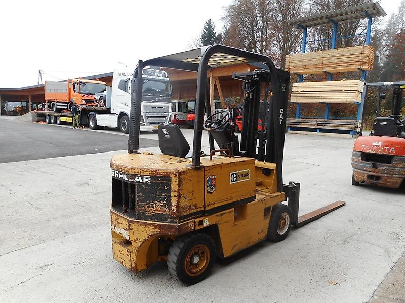 Caterpillar v35d mit triplexfreihubmast + seitenschieber