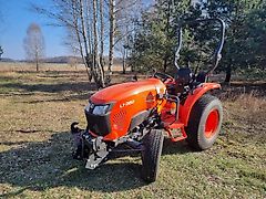 Kubota L1 382