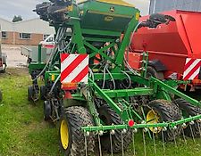 John Deere 750A John Deere 750A
