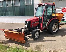 Shibaura ST 333 Kompaktschlepper + Winterdienst Zubehör * 33 PS Shibaura ST 333 Kompaktschlepper + Winterdienst Zubehör * 33 PS