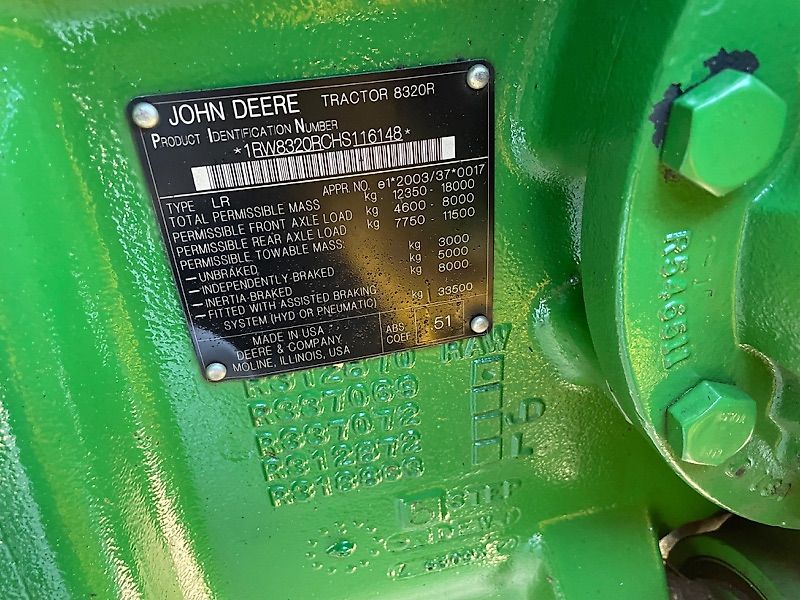 John Deere 8320 R e23