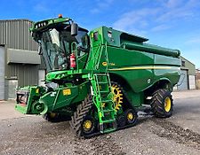 John Deere S785 John Deere S785