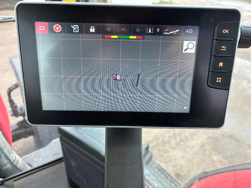 Massey Ferguson MF 8735 S Dyna VT