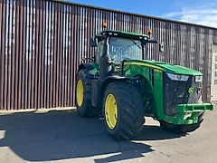 John Deere 8320R