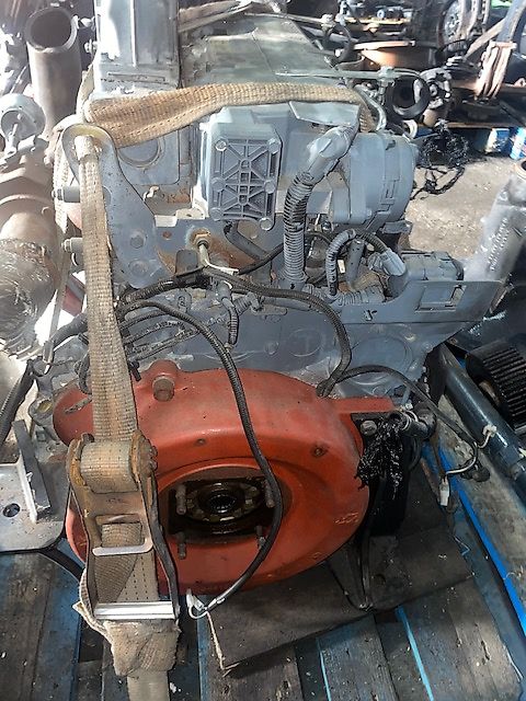 Merlo silnik Deutz TCD2012L042V (Części zamienne)