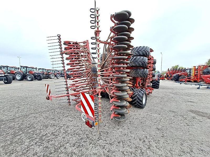 Kverneland seeder kverneland u drill 6m