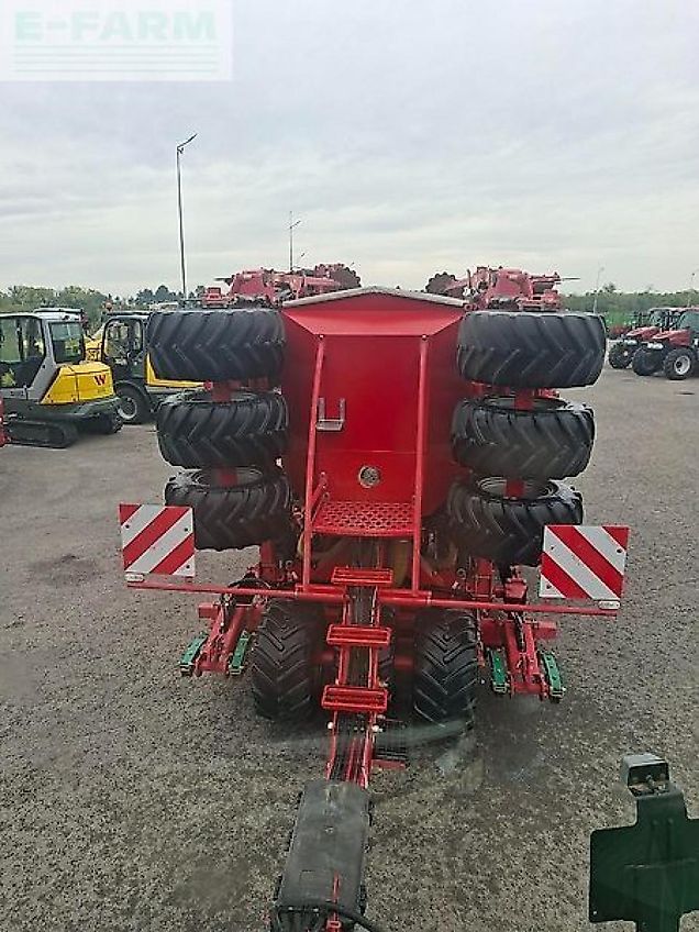Kverneland seeder kverneland u drill 6m