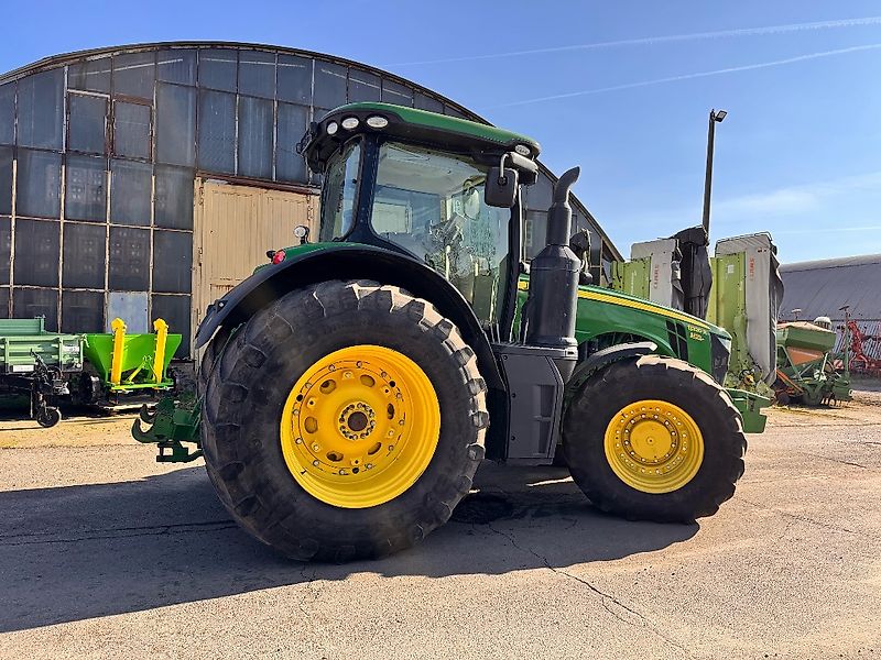 John Deere 8320R # e23