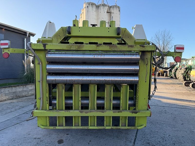 Claas Quadrant 2200 Roto Cut - 41877 Ballen