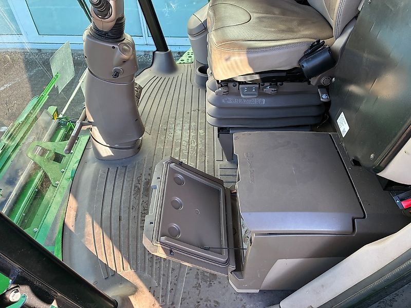 John Deere T 670 i Raupe