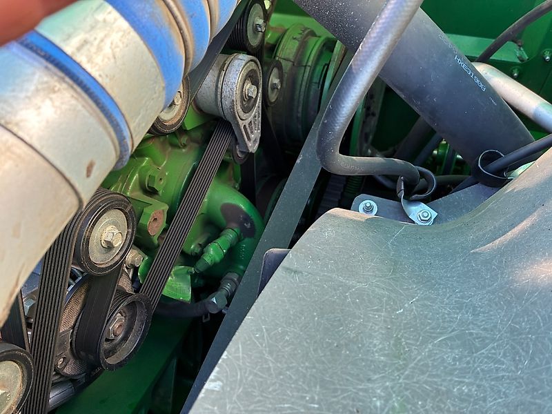 John Deere T 670 i Raupe