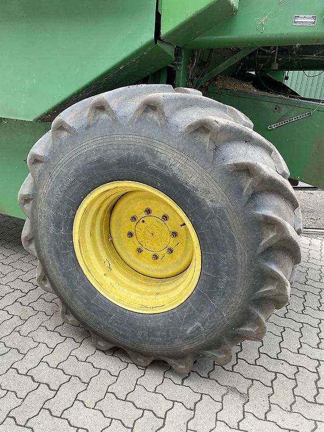 John Deere 1075 Mähdrescher *Bruttopreis* Getreide Stroh