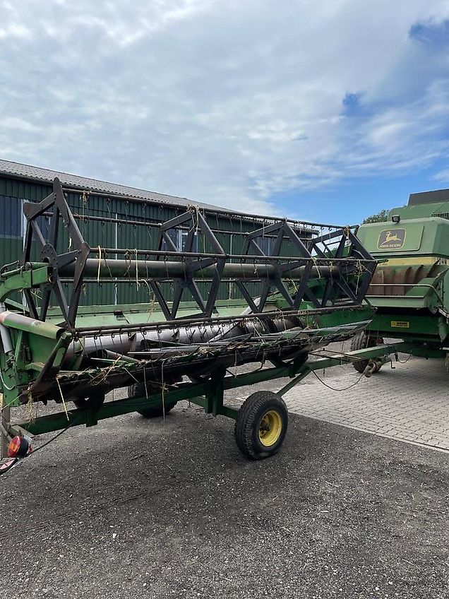 John Deere 1075 Mähdrescher *Bruttopreis* Getreide Stroh