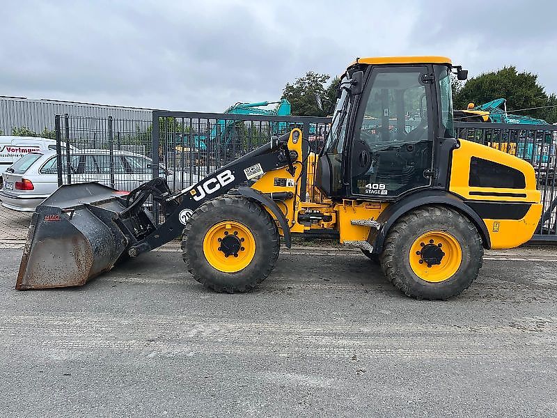 JCB 409
