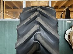 Petlas TA-130 Plus IF-600/70R30 165D