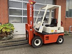 Nissan F01A 15 U Sehr Guter Zustand