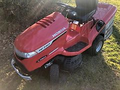 Honda Aufsitzmäher HF2317 Rasentraktor Heckauswurf Brutto