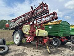 Hardi Commander Plus 2800 Twin Force vontatott légzsákos permetező