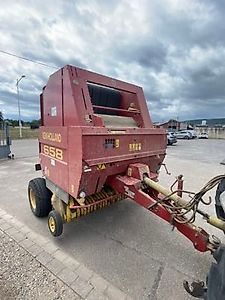 New Holland 658