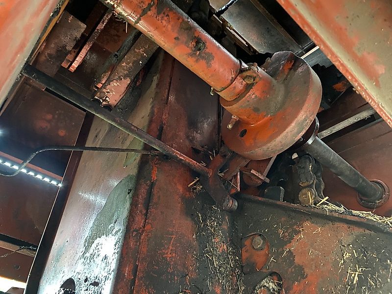 Hesston 4800 (Spare part/Reservedel/Ersatzteil)