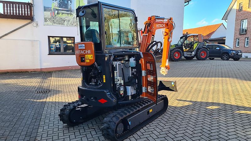 Hitachi ZX33U-6 3,7t mit Schwenkmotor/PowerTilt und hydraulischem Schnellwechsler - auch zur Miete!