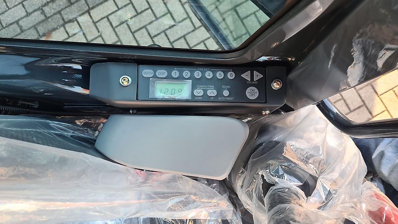 Hitachi ZX33U-6 3,7t mit Schwenkmotor/PowerTilt und hydraulischem Schnellwechsler - auch zur Miete!