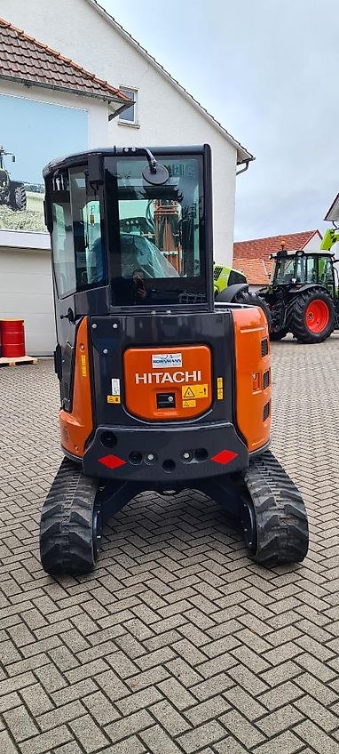 Hitachi ZX33U-6 3,7t mit Schwenkmotor/PowerTilt und hydraulischem Schnellwechsler - auch zur Miete!