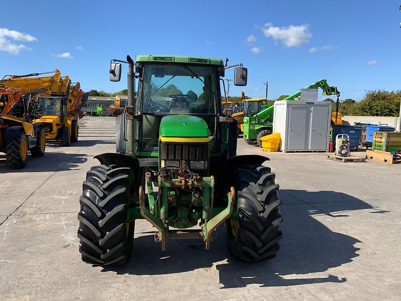 John Deere 6810 Tractor (ST23891)
