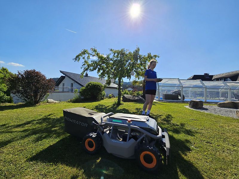 MOWRATOR S1 Mähroboter Böschungsmäher Hangmäher