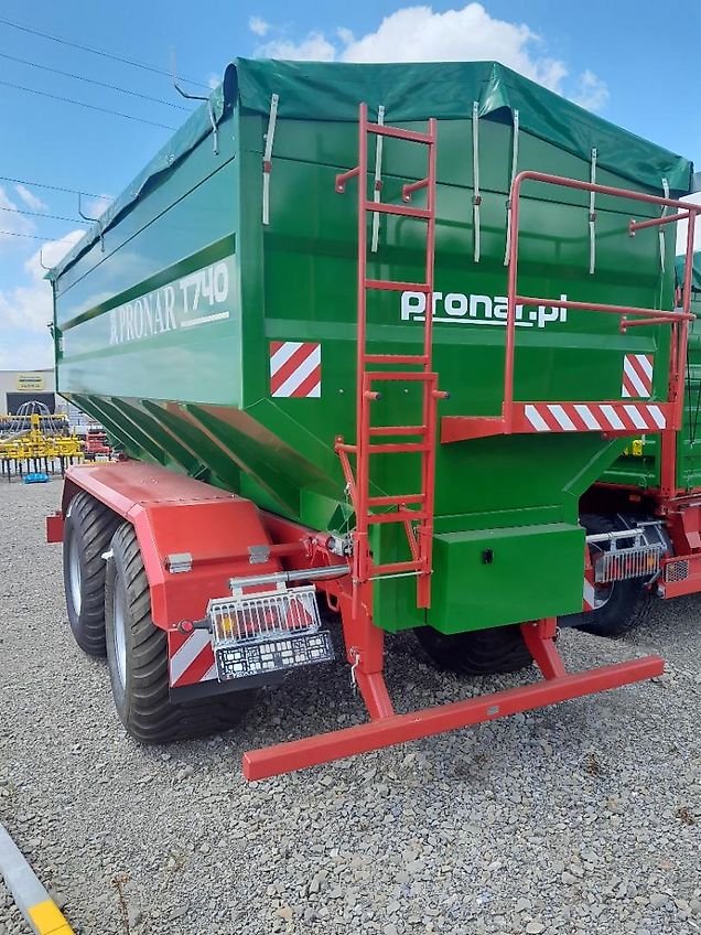 Pronar Wóz przeładowczy T740 Pronar