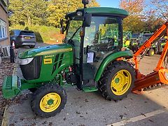 John Deere 3046R CAB