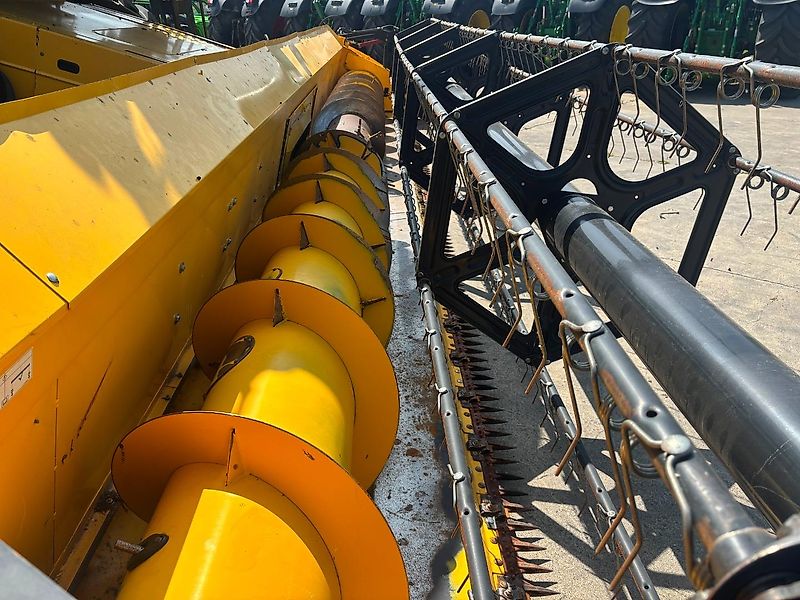 New Holland CR9090 * GPS * 9,15m VARIFEED