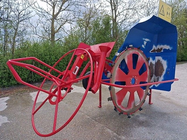 Zibo greppelfrees met drainage unit