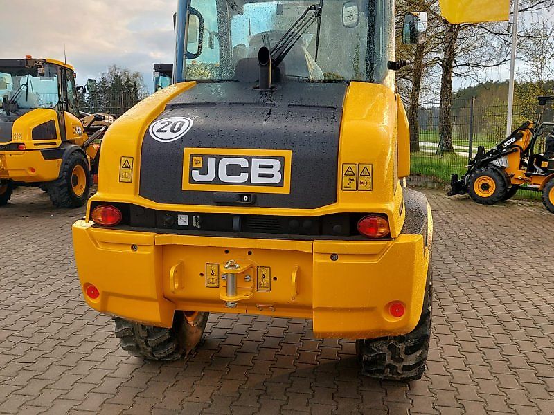 JCB 409 Agri