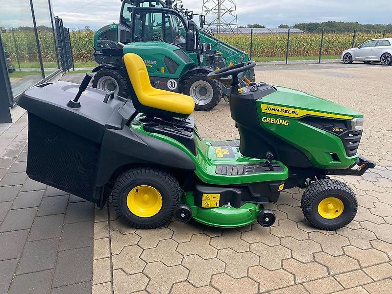 John Deere X167R