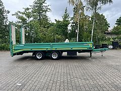 Blomenröhr 18 t Tandemtieflader, wenig Benutzt