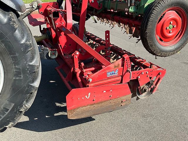 Lely Terra Rotorkopeg met Hassia DU 100 zaaimachine
