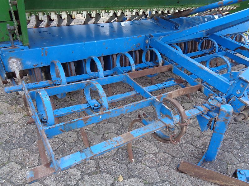 Köckerling Drillpaker 3m mit gefederten Kultivatorzinken Planierschiene &Krümmlerwalze 3m