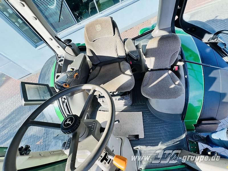 John Deere 8320R E23-PowerShift