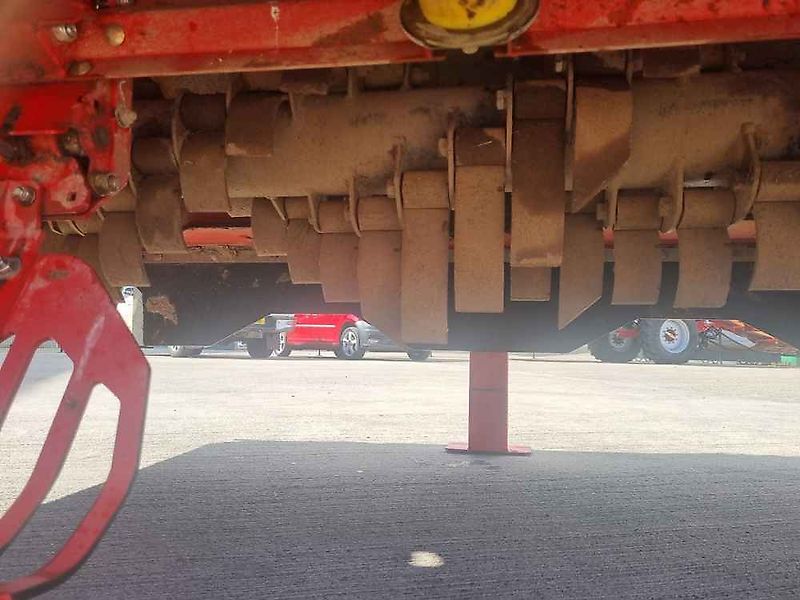 Grimme HT 200 Front Mounted Self-Propelled Topper