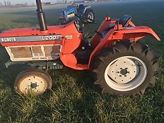 Kubota L 2002