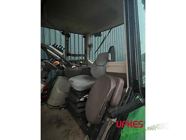 John Deere 6820 / BOS arm