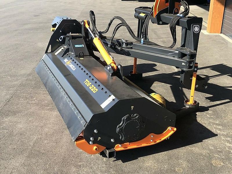 TMC Cancela Schlegelmulcher Mulcher Mulchgerät Seitenmulcher