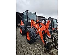 Kubota R065